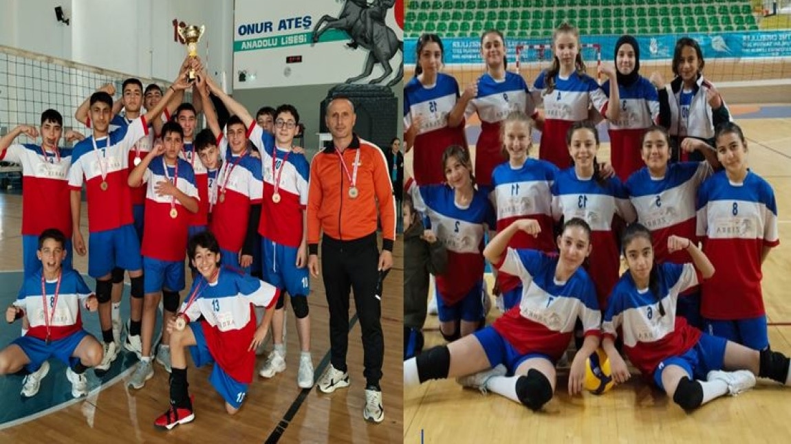 Voleybol Müsabakalarında Kupa Kaldırdık